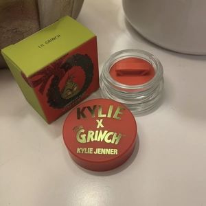 Kylie Cosmetics eye glimmer lil grinch